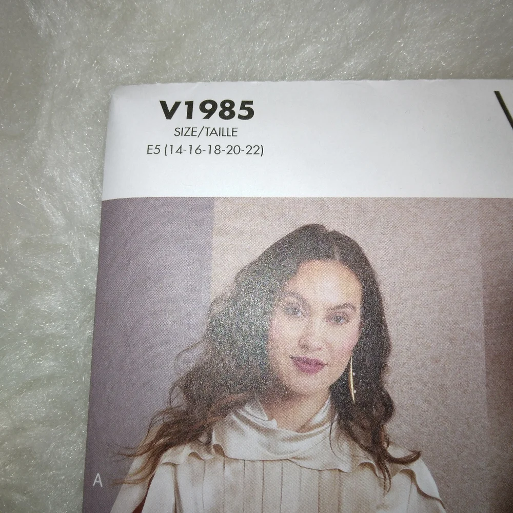 VOGUE V1985 Sz 14-22 Misses Twist Neck Top With Bishop Sleeves